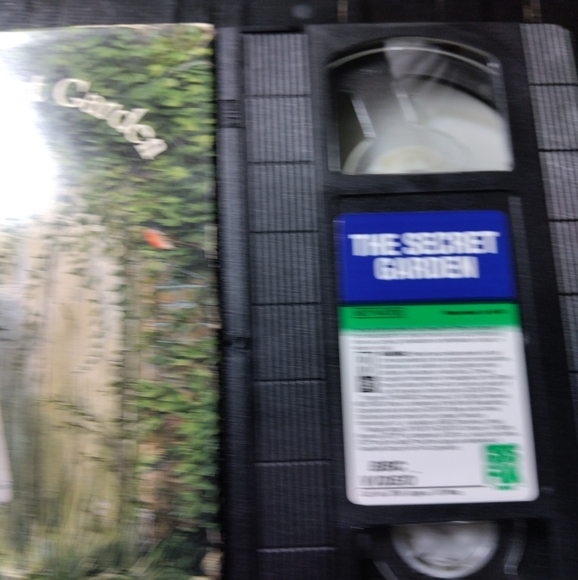 VHS - Picture 16 of 16